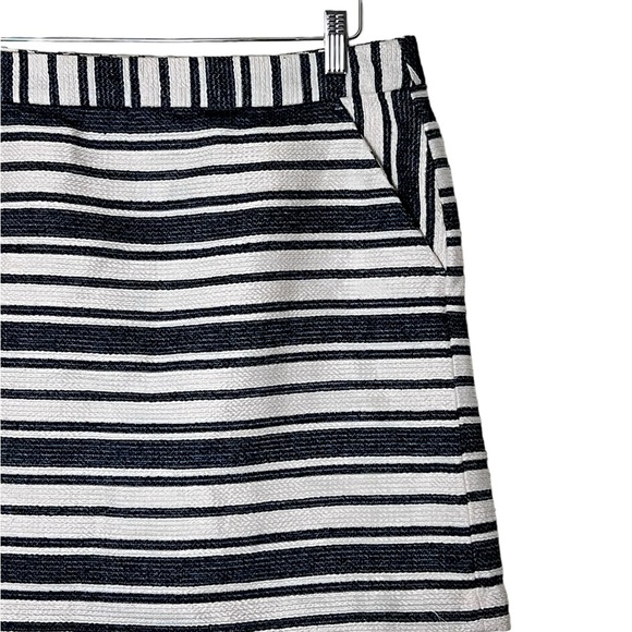 Banana Republic | Striped cotton blend blue/white a-line mini skirt size… - Picture 3 of 10